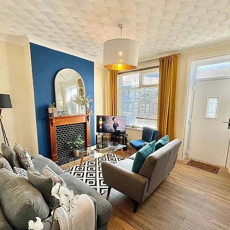 Summer Lane House-3 Bedrooms-Close To M1-Longer Stay-Free Parking Barnsley Bagian luar foto