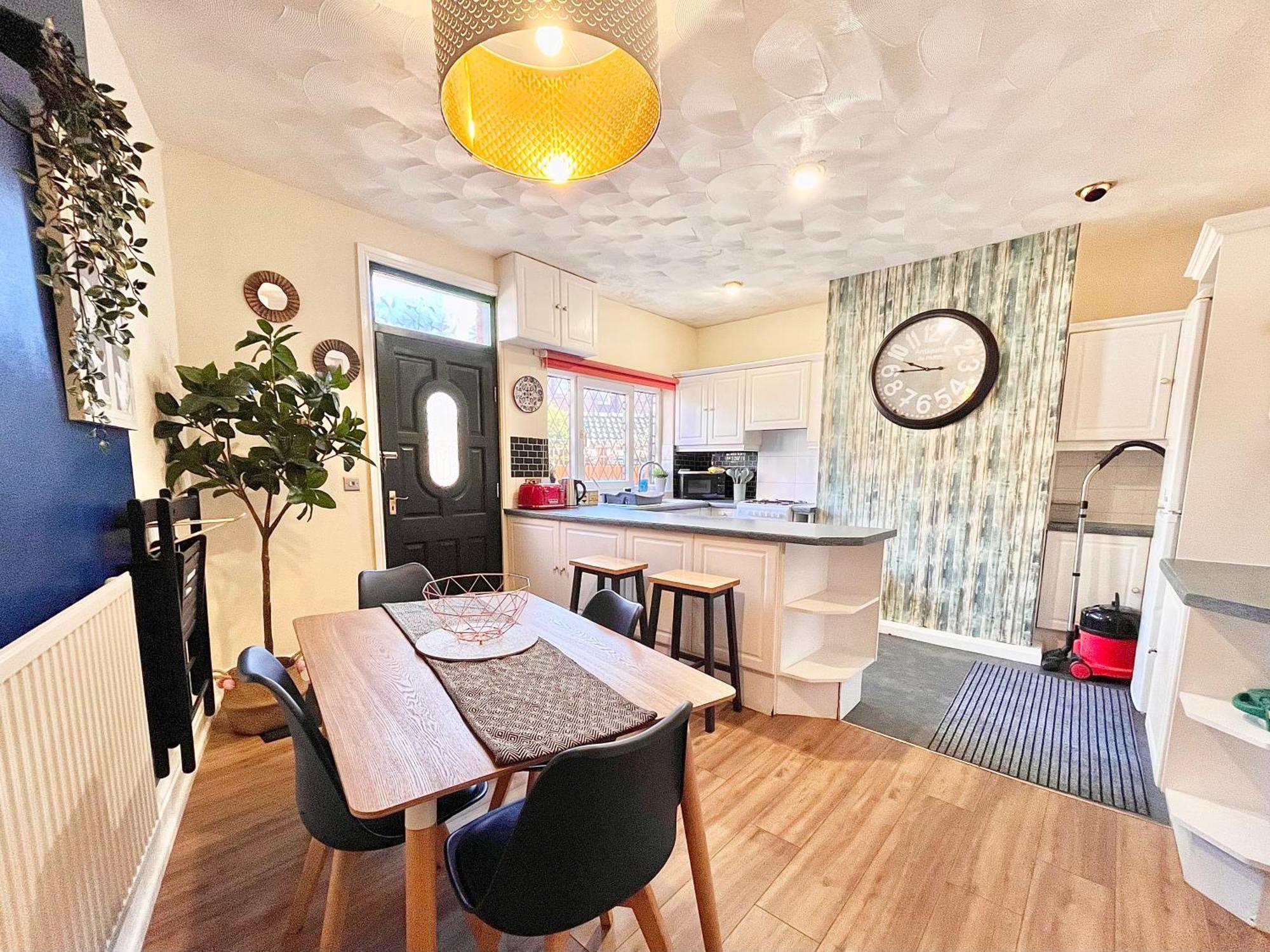 Summer Lane House-3 Bedrooms-Close To M1-Longer Stay-Free Parking Barnsley Bagian luar foto