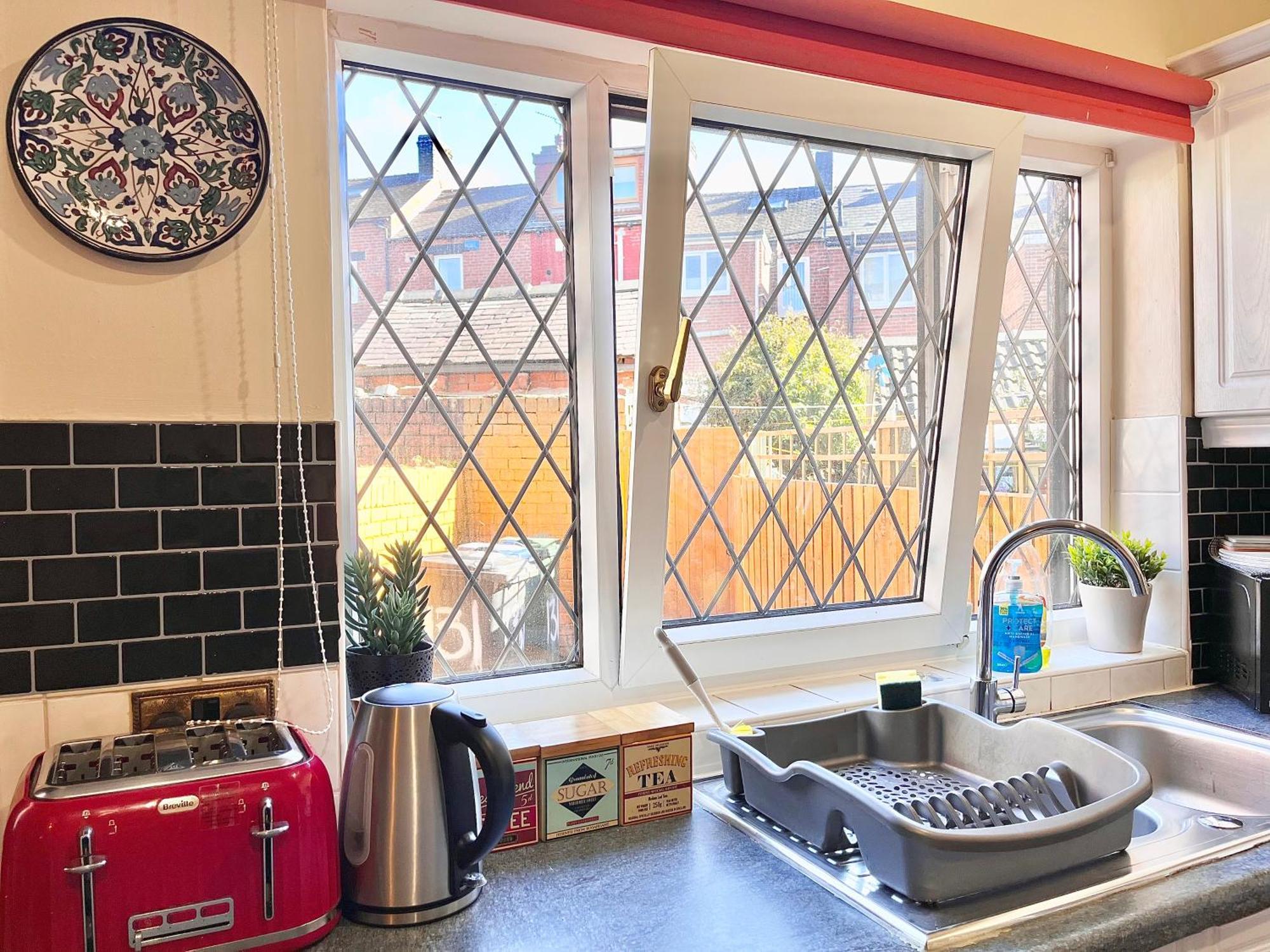 Summer Lane House-3 Bedrooms-Close To M1-Longer Stay-Free Parking Barnsley Bagian luar foto
